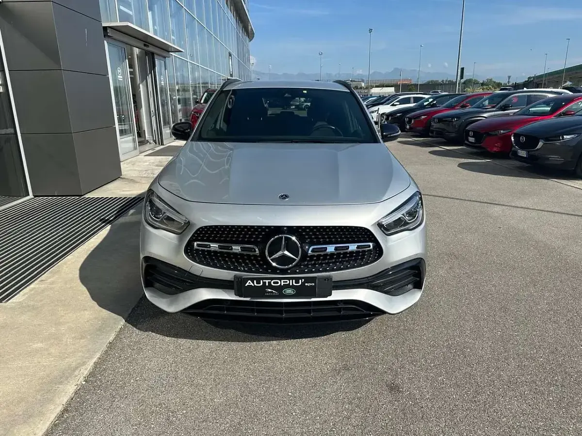 Usata Mercedes GLA200 Premium 150 CV (110 kW) 2021 Other SUV