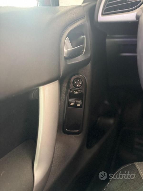 Usata Citroën C3 Exclusive 82 CV (60 kW) 2013 Bordeaux Berlina