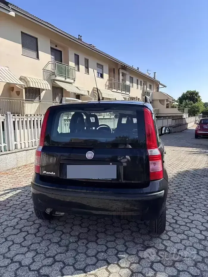 Usata Fiat Panda Dynamic 60 CV (44 kW) 2011 Nero Utilitaria