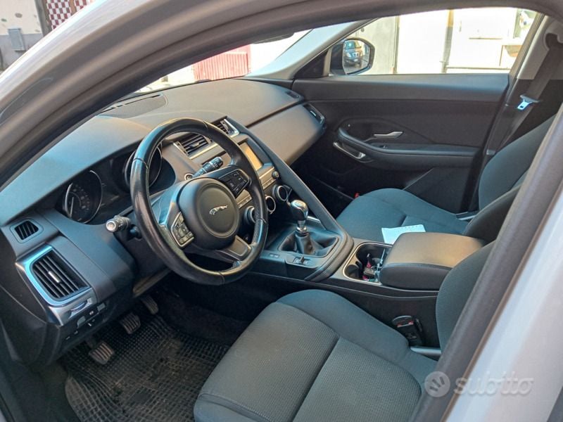 Usata Jaguar E-Pace 150 CV (110 kW) 2020 Grigio SUV