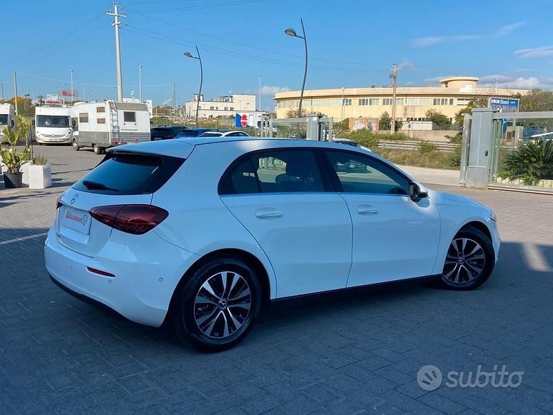 Usata Mercedes A180 Advanced 116 CV (85 kW) 2025 Bianco Berlina