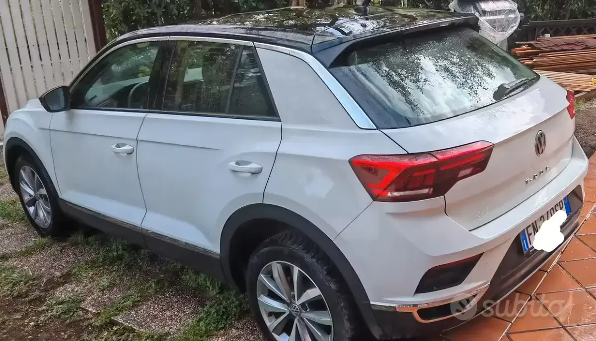 Usata VW T-Roc 116 CV (85 kW) 2018 Bianco SUV