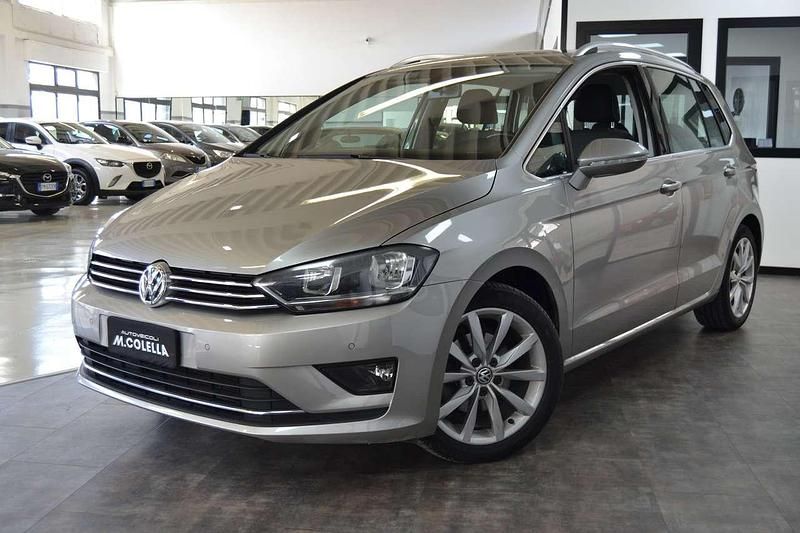Grigio Usata 2016 VW Golf Sportsvan Executive Monovolume | 10.800 € (Buon prezzo) - Immagine 1/4