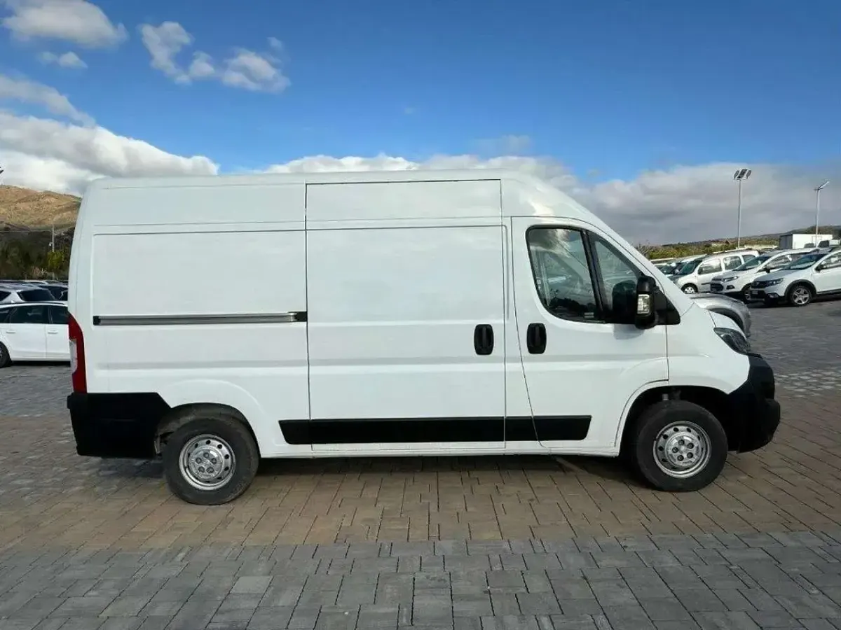 Usata Peugeot Boxer S 140 CV (102 kW) 2021 Bianco Furgone