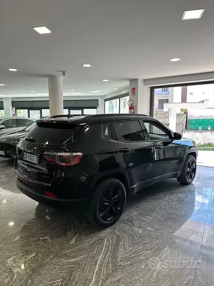 Usata Jeep Compass Night Eagle 120 CV (88 kW) 2020 Nero SUV
