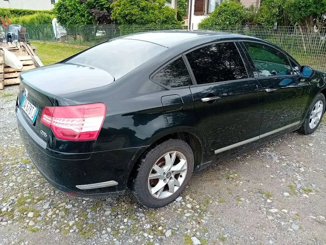 Usata Citroën C5 109 CV (80 kW) 2010 Nero Berlina