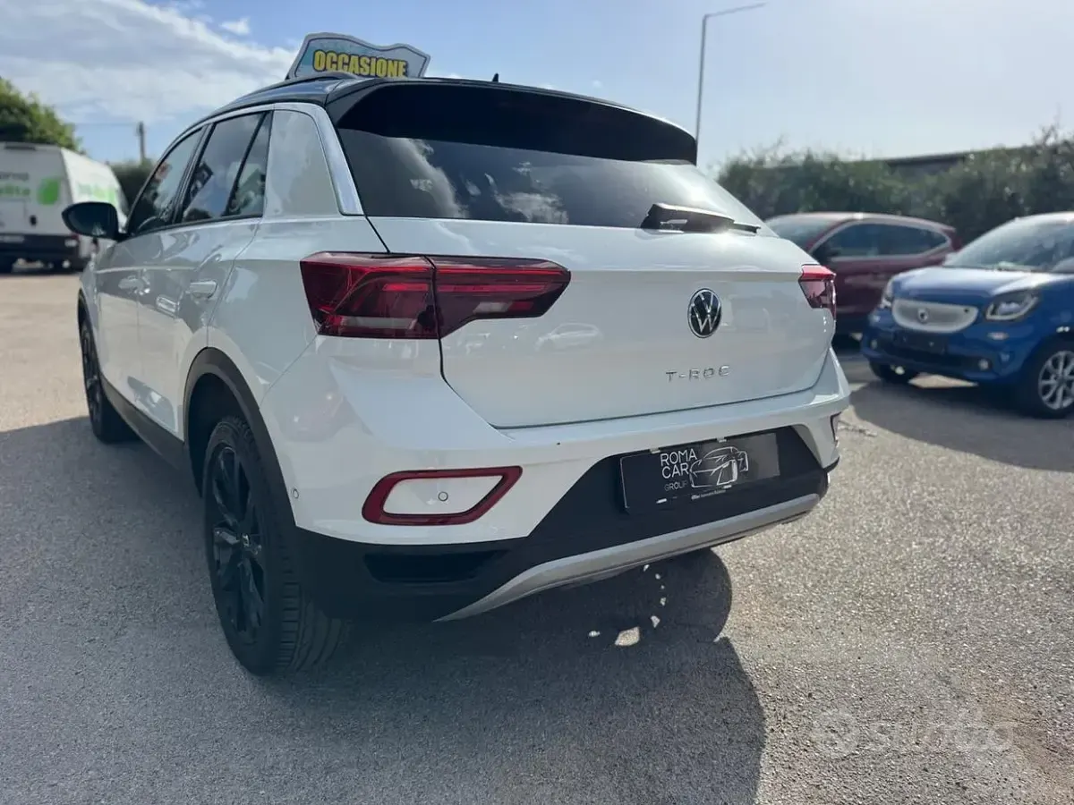 Usata VW T-Roc Life 110 CV (80 kW) 2023 Bianco SUV