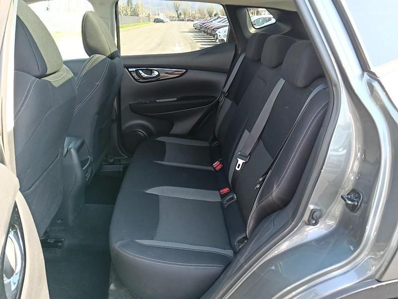 Usata Nissan Qashqai N-Connecta 140 CV (102 kW) 2021 Grigio SUV