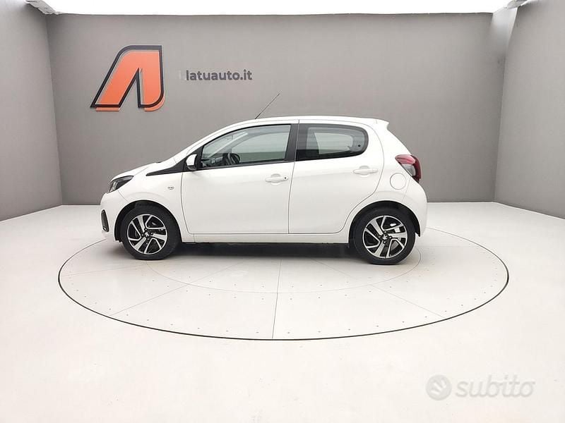 Usata Peugeot 108 Active 72 CV (52 kW) 2020 Bianco lipizan Utilitaria