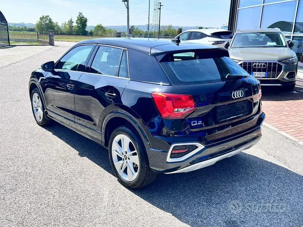 Gebraucht Audi Q2 Admired 150 PS (110 kW) 2022 Schwarz SUV