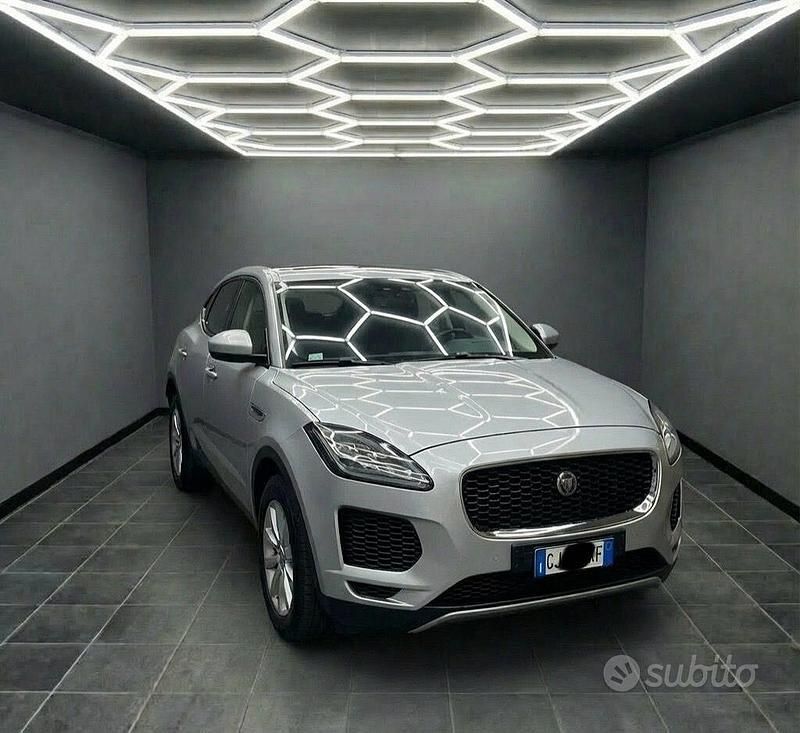 Usata Jaguar E-Pace R-Dynamic 180 CV (132 kW) 2018 Grigio SUV