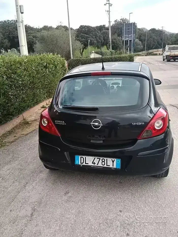 Usata Opel Corsa 45 CV (33 kW) 2007 Utilitaria
