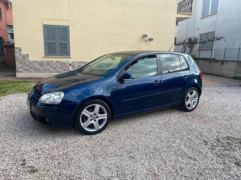 Usata VW Golf V 2007 Berlina