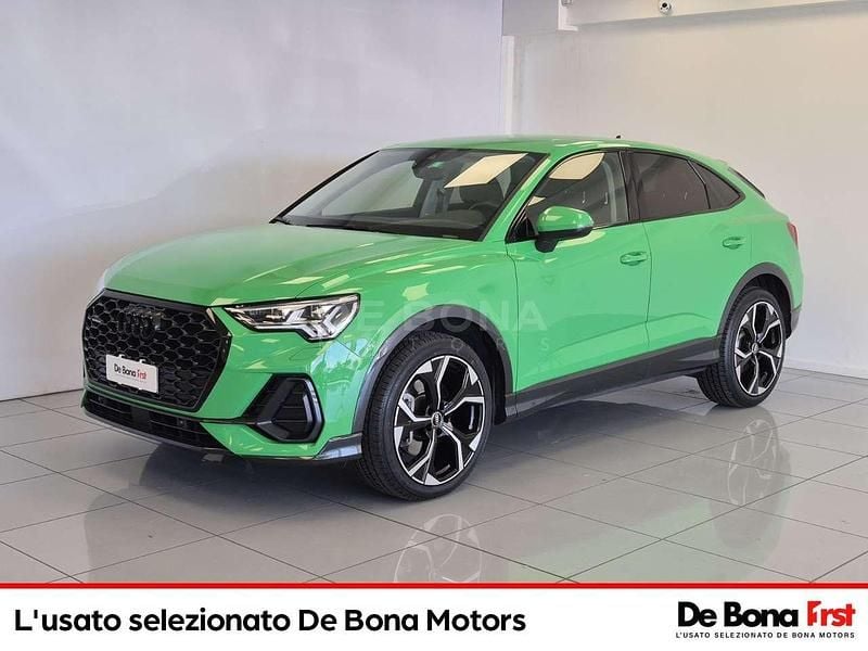 Verde Usata 2021 Audi Q3 Sportback SUV | 38.590 € (Buon prezzo) - Immagine 1/4