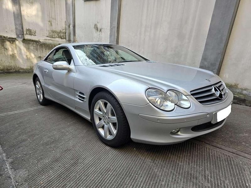 Usata Mercedes SL500 306 CV (225 kW) 2001 Argento Cabrio