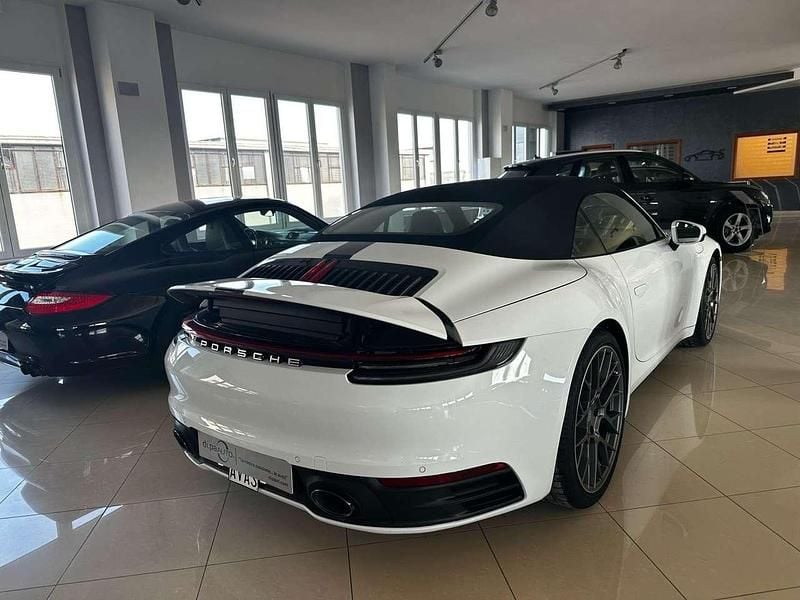 Usata Porsche 911 Carrera Cabriolet 385 CV (283 kW) 2021 Bianco Cabrio