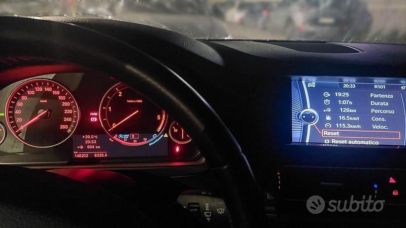 Usata BMW 520 184 CV (135 kW) 2011 Nero Berlina