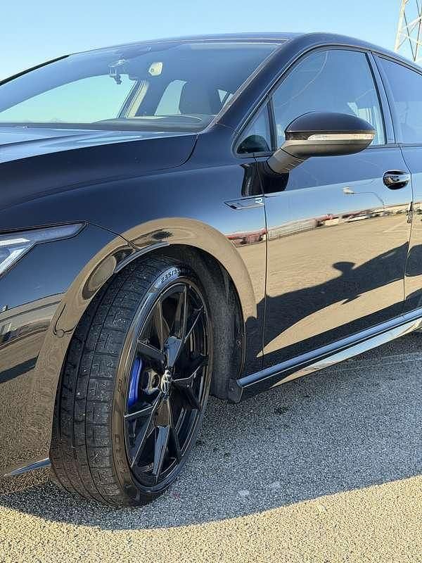 Usata VW Golf VIII R 333 CV (244 kW) 2023