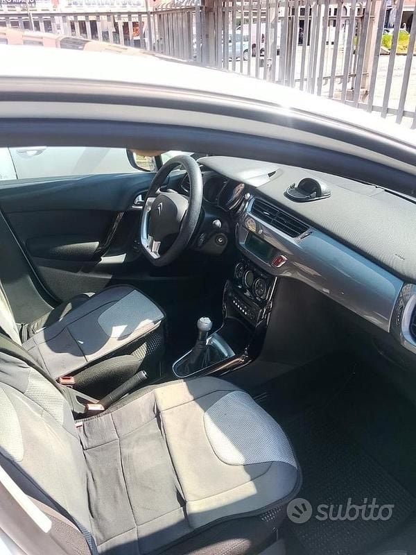 Usata Citroën C3 Exclusive 68 CV (50 kW) 2014 Bianco Berlina