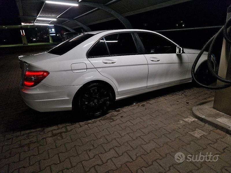 Usata Mercedes C180 120 CV (88 kW) 2014 Bianco Berlina