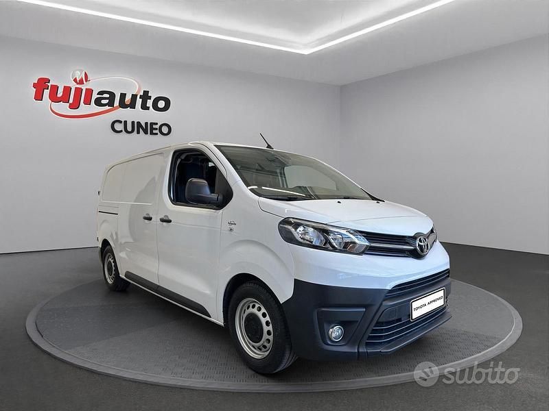 Usata Toyota Proace Comfort 120 CV (88 kW) 2024 Bianco Monovolume