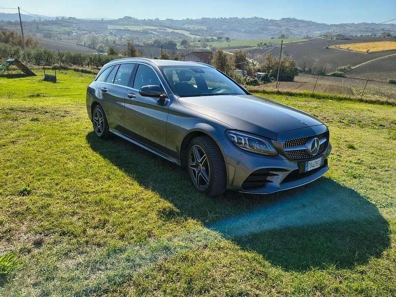Usata Mercedes C220 194 CV (142 kW) 2019 Grigio Station wagon