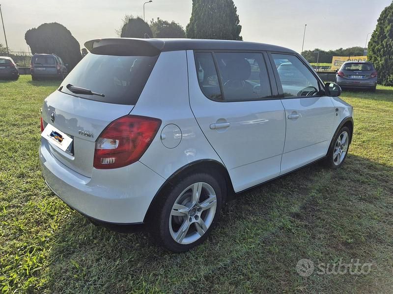 Usata Skoda Fabia Monte Carlo 70 CV (51 kW) 2013 Bianco Utilitaria