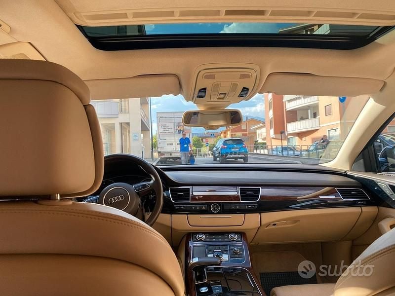 Usata Audi A8 351 CV (258 kW) 2010 Blu Berlina