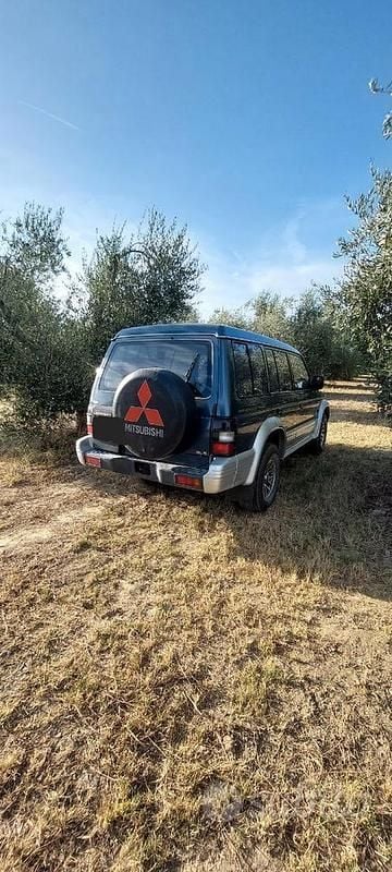 Usata Mitsubishi Pajero Top 99 CV (72 kW) 1992 SUV