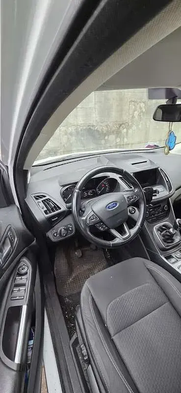 Usata Ford Kuga Business Edition 120 CV (88 kW) 2017 SUV