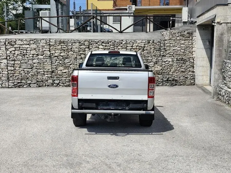 Usata Ford Ranger XL 150 CV (110 kW) 2015 Argento Pick-up