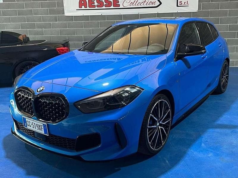 Usata BMW M135 306 CV (225 kW) 2022 Blu/azzurro Utilitaria