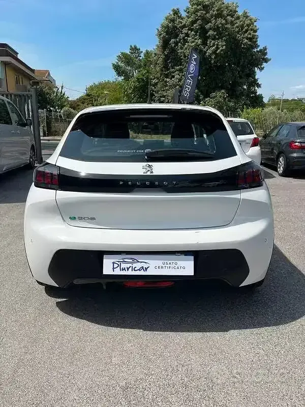 Usata Peugeot 208 Active 100 kW (136 CV) 2021 Bianco Utilitaria