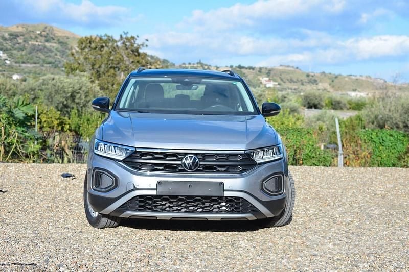 Usata VW T-Roc Life 150 CV (110 kW) 2024 Grigio SUV