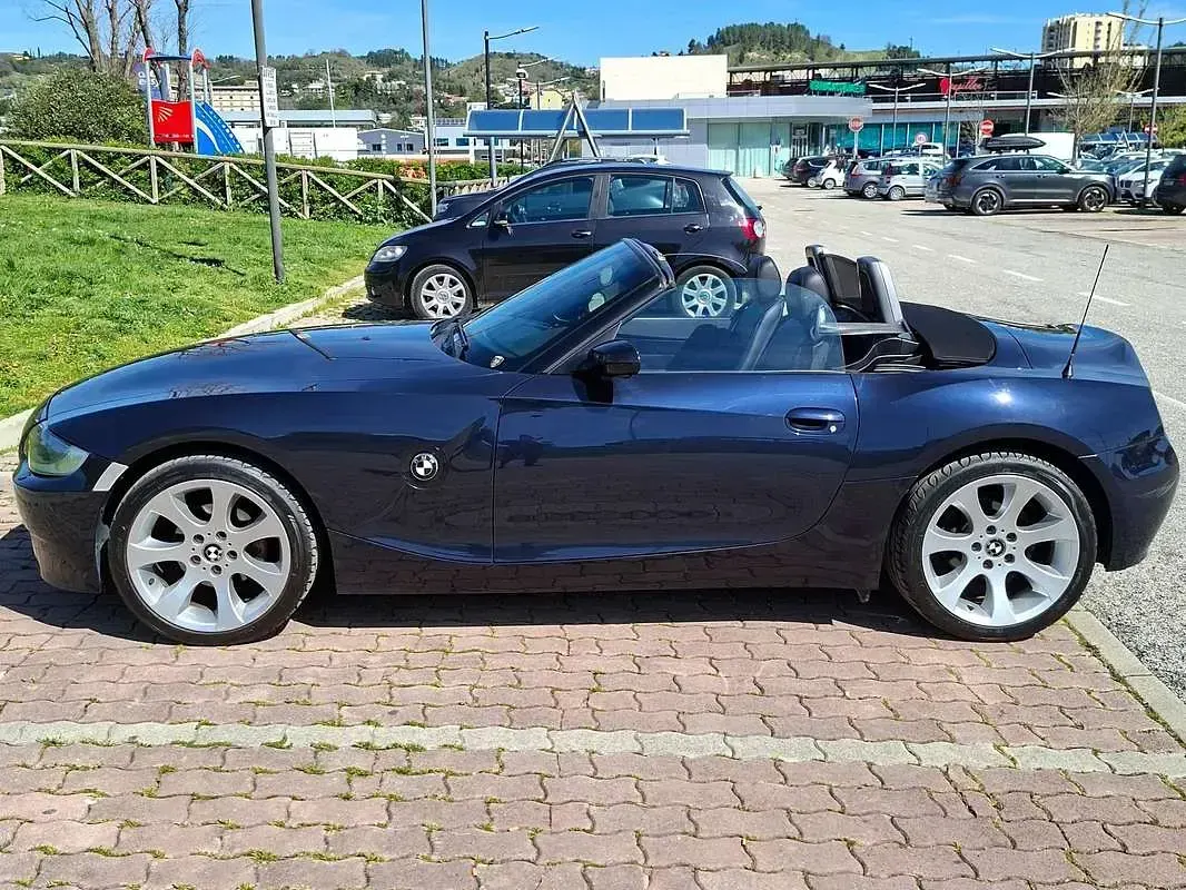 Usado BMW Z4 Efficient Dynamics 150 HP (110 kW) 2006 Azul Cabrios