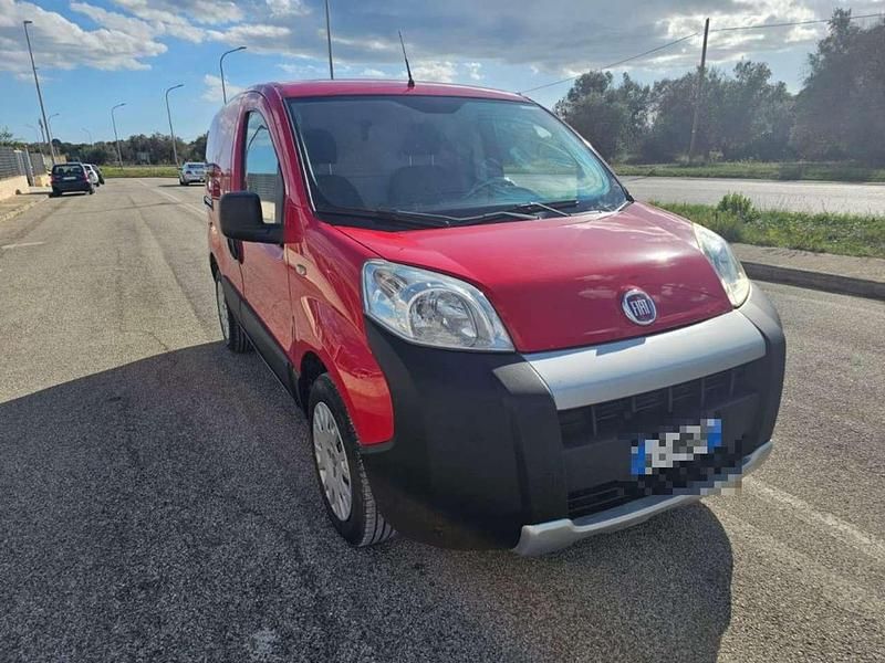 Usata Fiat Fiorino 95 CV (69 kW) 2015 Rosso Monovolume