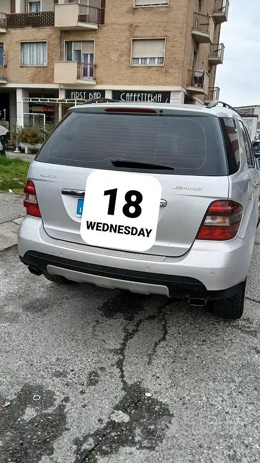 Usata Mercedes ML280 190 CV (139 kW) 2009 Grigio SUV