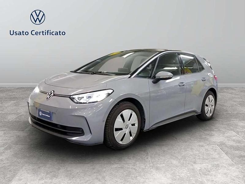 Usata VW ID.3 Pro Performance 150 kW (204 CV) 2024 Moonstone grey nero Utilitaria