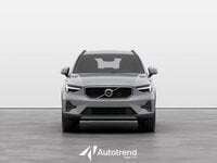 Nuova Volvo XC40 163 CV (119 kW) 2025 Argento SUV