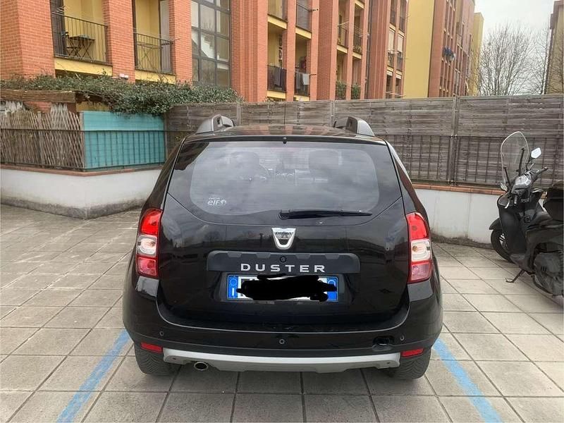 Usata Dacia Duster Black Shadow 114 CV (83 kW) 2017 Nero SUV