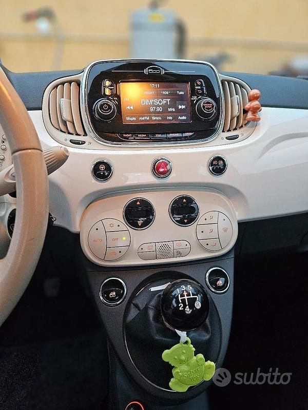 Usata Fiat 500 Lounge 69 CV (50 kW) 2015 Bianco Utilitaria