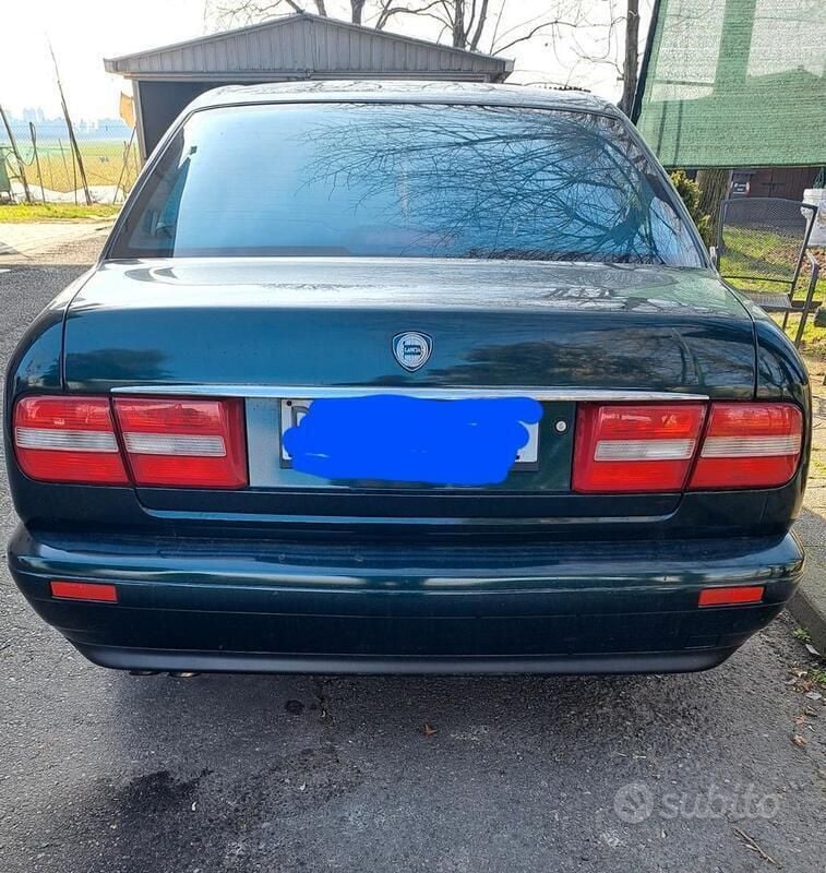 Usata Lancia Kappa 220 CV (161 kW) 1998 Verde Berlina