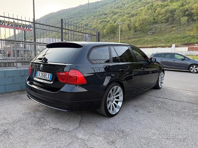 Usata BMW 320 M Sport 177 CV (130 kW) 2009 Nero Station wagon