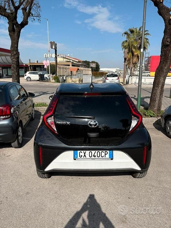 Usata Toyota Aygo X 72 CV (52 kW) 2024 Bianco SUV