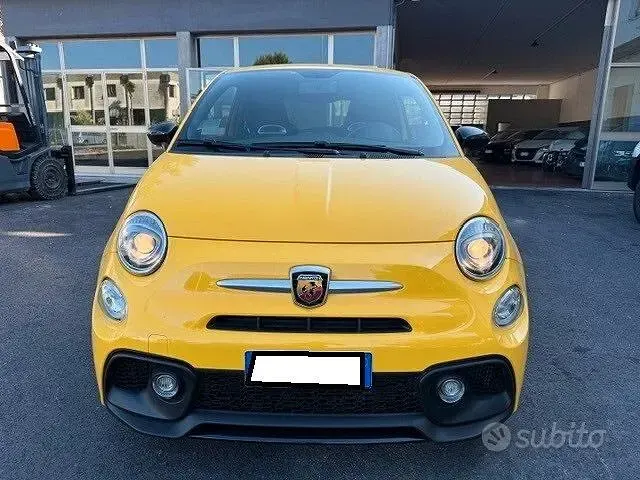 Usata Abarth 595 Pista 160 CV (117 kW) 2019 Giallo Berlina