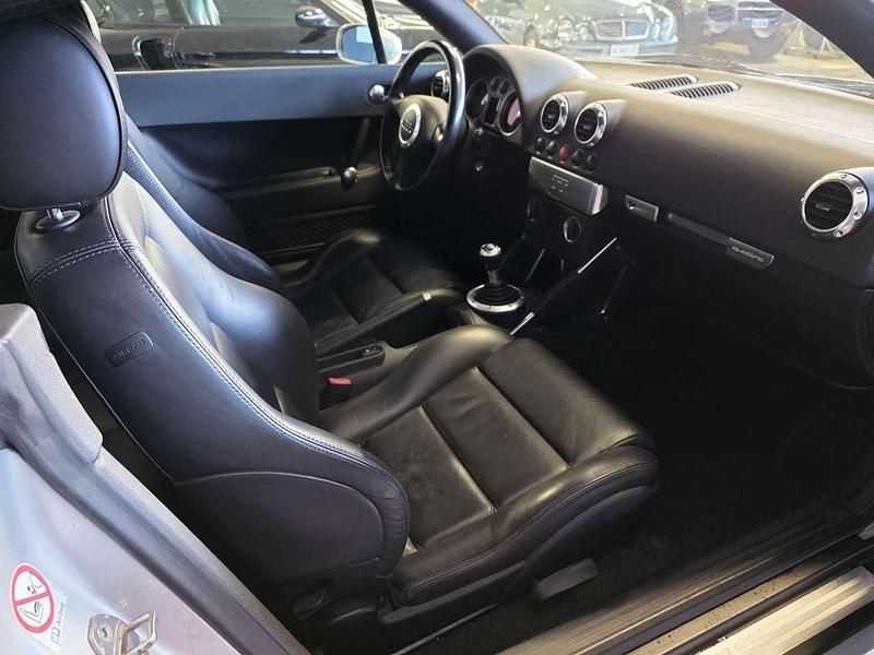 Usata Audi TT 225 CV (165 kW) 2001 Argento Coupé