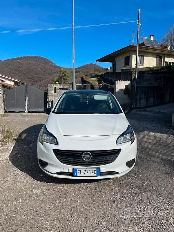 Usata Opel Corsa 90 CV (66 kW) 2018 Bianco Utilitaria