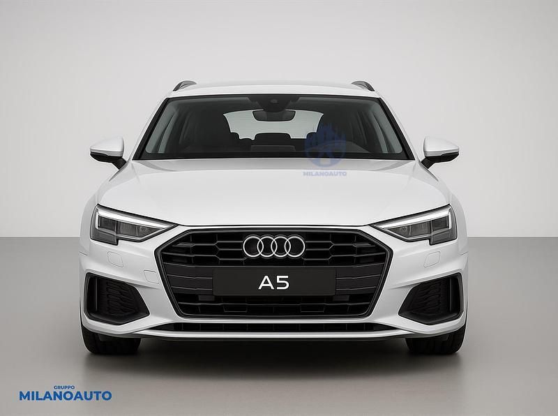 Gebraucht Audi A5 Business 150 PS (110 kW) 2025 Weiß Kombi
