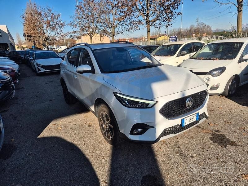 Bianco Usata 2024 MG ZS Luxury Station wagon | 14.900 € (Buon prezzo) - Immagine 1/4