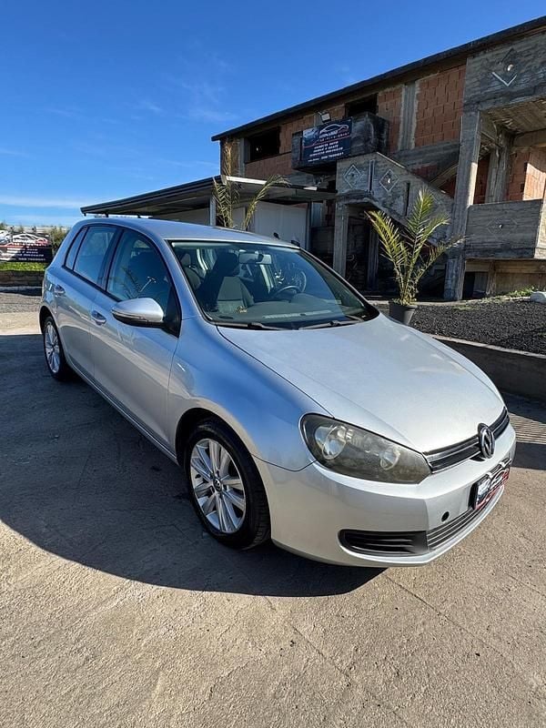 Usata VW Golf VI Comfortline 105 CV (77 kW) 2011 Argento Utilitaria